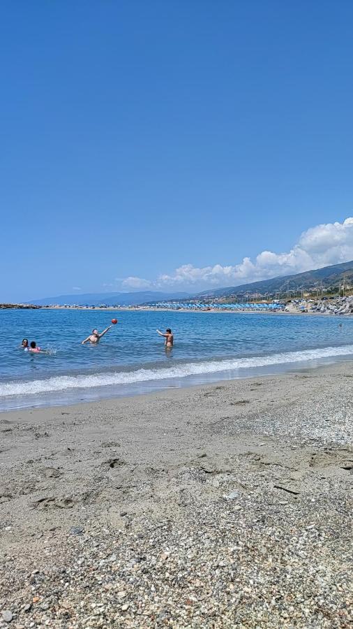 Grazioso Appartamento Vacanze The Lighthouse باولا المظهر الخارجي الصورة